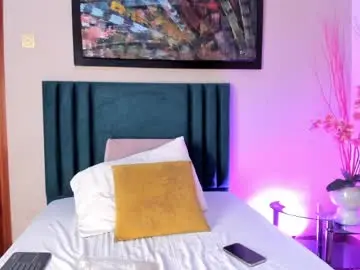 Chaturbate Watch Live Sex Cams of emmaclarckk