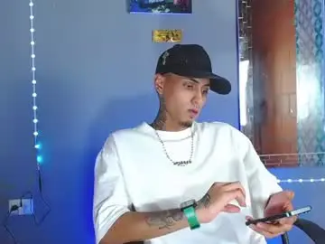 Chaturbate Free Live Porn of liiaam_lee_
