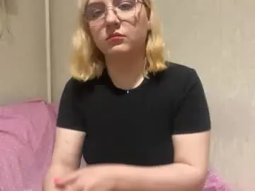 Chaturbate Best live sex cam show of bernardineredwine