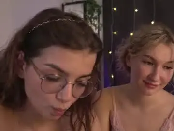 Chaturbate Live Sex Cam of huba_booba
