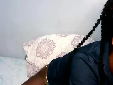 Chaturbate Live Sex Cam of tashacutey
