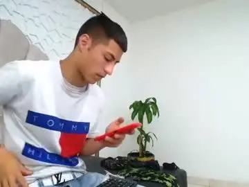 Chaturbate Watch Live Sex Cams of mr_porn_9