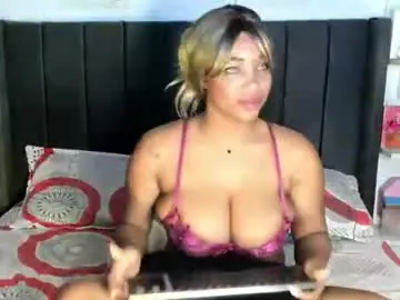 Chaturbate Live Sex of kyliewhiteboobs