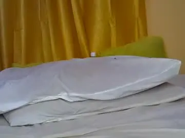 Chaturbate Live Sex Cam of sexy_esther92