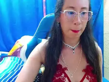 Chaturbate Live Sex of gia_leinn