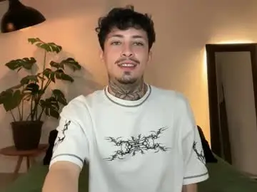 Chaturbate Live Porn of noah_and_steven