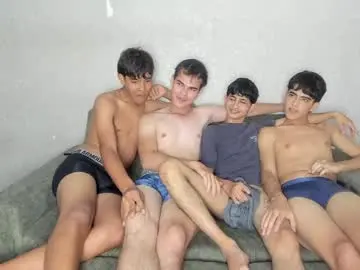 Chaturbate Free Porn Cam of pelusos_mens