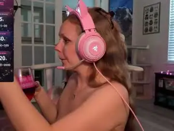 Chaturbate Live Sex Cam of daphnemadison