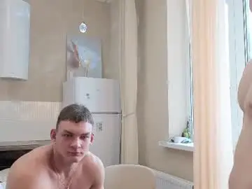 Chaturbate Nude Webcam of holiday_boys