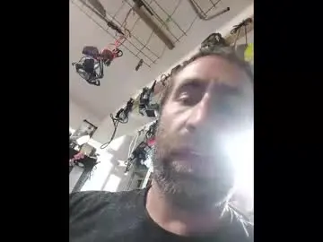 Chaturbate Nude Webcam of xploringus1