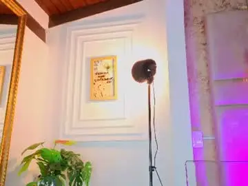 Chaturbate Best live sex cam show of alessialondon