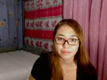 Chaturbate Live Porn of pinay_singlemomxs