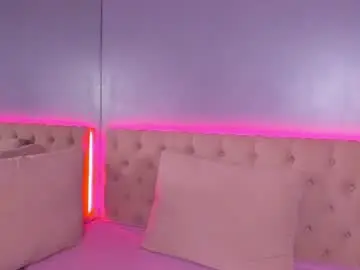 Chaturbate Live Sex Cam of stacy_moorexx