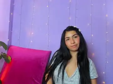 Chaturbate Nude Webcam of raven_purple_