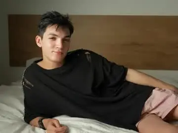 Chaturbate Free Live Porn of mattyaiden