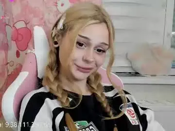 Chaturbate Live Sex of melonipinkbb