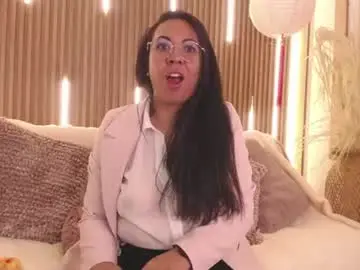 Chaturbate Live Sex Cam of velvet_curly