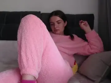 Chaturbate Live Sex of velvetmoon123