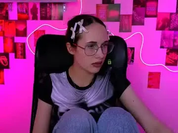 Chaturbate Live Sex Cam of hope_shadow
