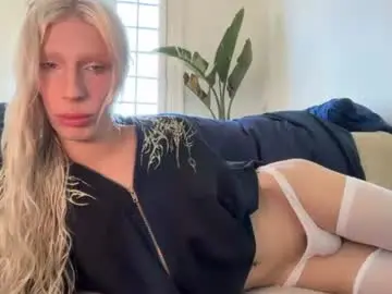Chaturbate Nude Webcam of hung_angel_xxl