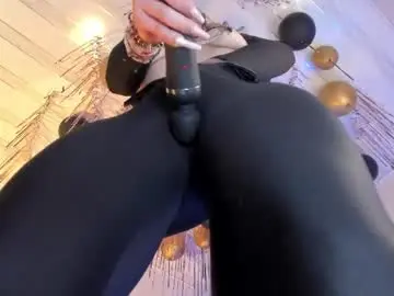 Chaturbate Free Porn Cam of flylia_