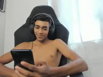 Chaturbate Adult Webcam of alienbigcock_01