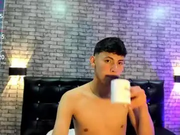 Chaturbate Free Porn Cam of smith_luxe