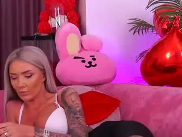 Chaturbate Watch Live Sex Cams of therealfallingangel