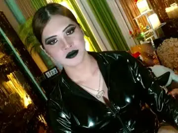 Chaturbate Watch Live Sex Cams of queen_kendalx19