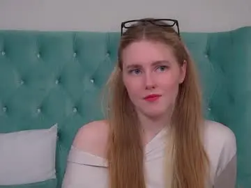 Chaturbate Live Sex Cam of lexireadway