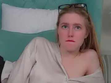 Chaturbate Sex Cam of lexireadway