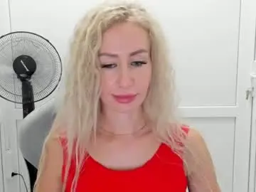 Chaturbate Nude Webcam of marilyndreamm