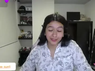 Chaturbate Live Sex Cam of elaine_sun