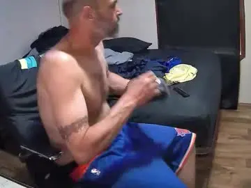 Chaturbate Live Sex of muffdiver718