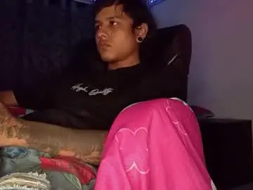 Chaturbate Live Sex Cam of davidprinxxe