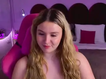 Chaturbate Adult Video Chat of charlotteatwood