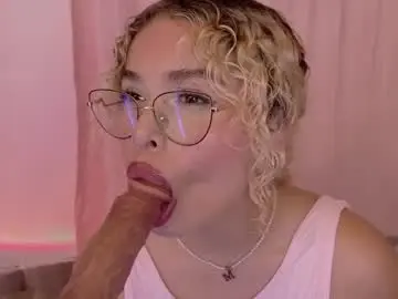 Chaturbate Best live sex cam show of haelycute