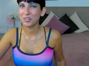 Chaturbate Free Live Porn of heidieraven