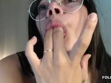 Chaturbate Adult Webcams of cristal_sexyboobs_