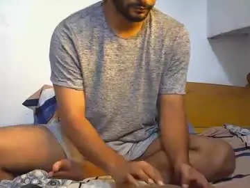 Chaturbate Live Porn of spicybuoy
