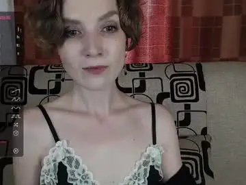 Chaturbate Live Sex Cam of tinawincee