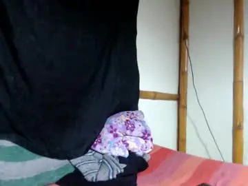 Chaturbate Best live sex cam show of miahells