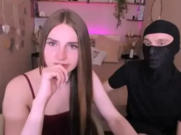 Chaturbate Live Sex Cam of roxy_kisss
