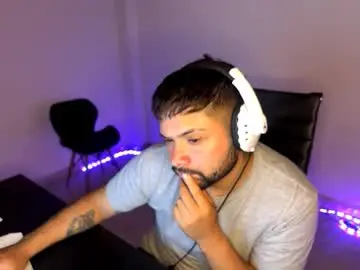 Chaturbate Free Live Porn of zion_draft