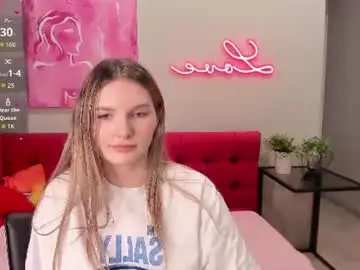 Chaturbate Live Sex of evelineamore
