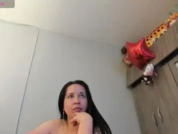 Chaturbate Watch Live Sex Cams of cami_hot_hair