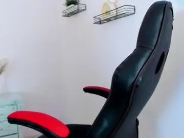 Chaturbate Best live sex cam show of karol_deny