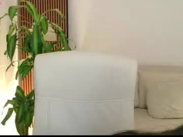 Chaturbate Live Sex Cam of iam__zara