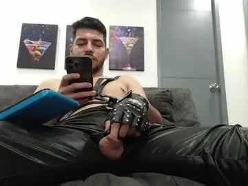 Chaturbate Live Sex Cam of mack_daniels