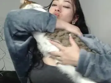 Chaturbate Live Sex of emiantonella_